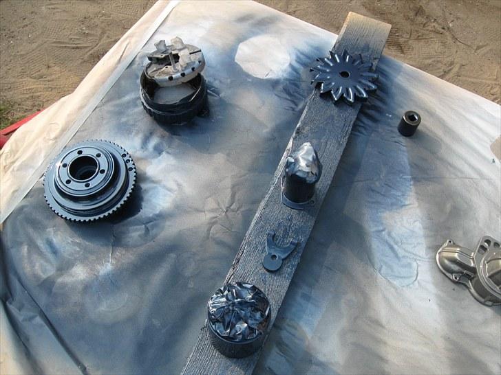 Opel Manta B Gsi :) - Så kom der farve på, meget lækkert.. :) koksgrå og blå, har selv blandet dem.. :) billede 109