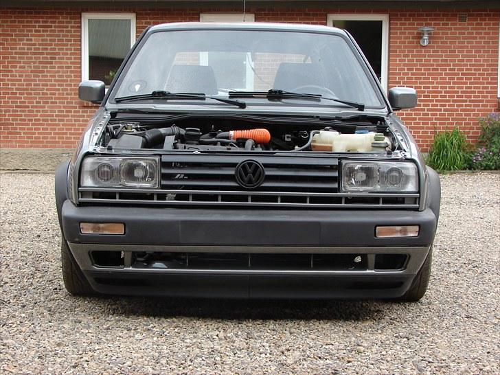 Golf 2 syncro projekt  - D. 3-7-10 koganger og forskærme monteret  men farven passer ikke så det skal males igen efter den er synet billede 138