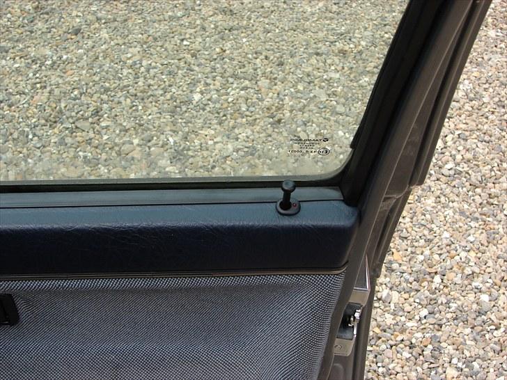 Golf 2 syncro projekt  - D.3-7-10 blinkdiode fra golf 4 sat til alarmsystemet billede 139