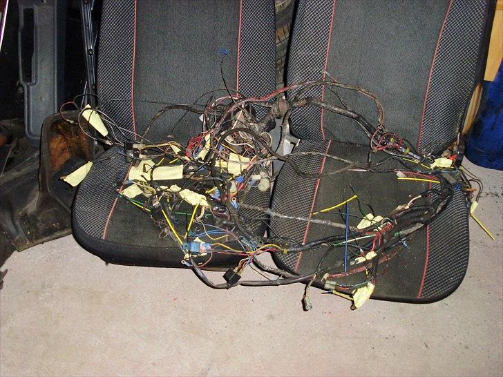 Manta B projekt - Så er ledningsnettet ude :) billede 11