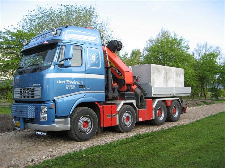 Palfinger 85000F på job 4 - Det er dejlig at ha et lad til sin trækker især når der ingen plads er billede 4