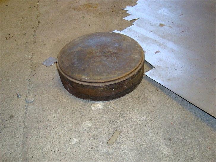 Manta B projekt - Min armbolt. Gid jeg havde en ordenlig en, til at banke plader til på... billede 24