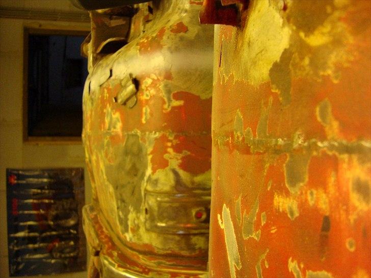 Manta B projekt - Svejsningen, hvor de to biler er svejst sammen. billede 64