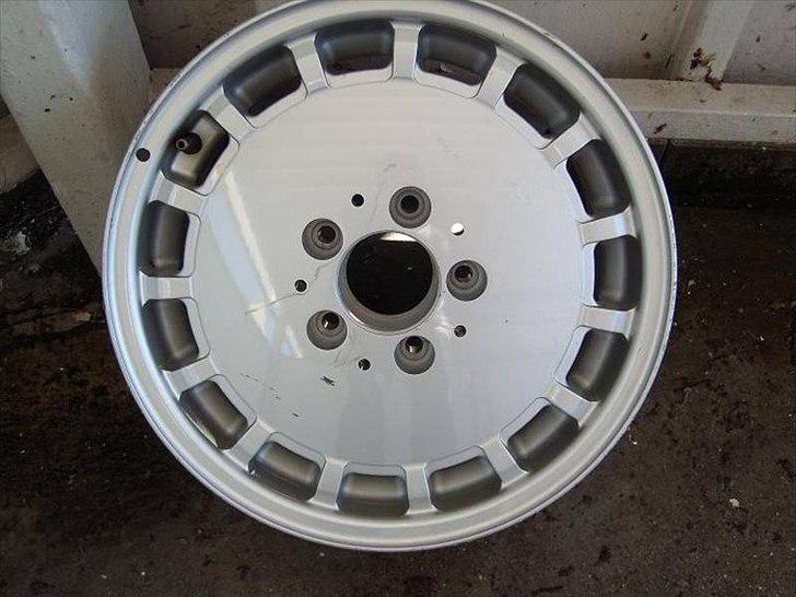 Nye projekt fælge, Mercedes Gullideckel W124.. - Tæt på en af de andre billede 2