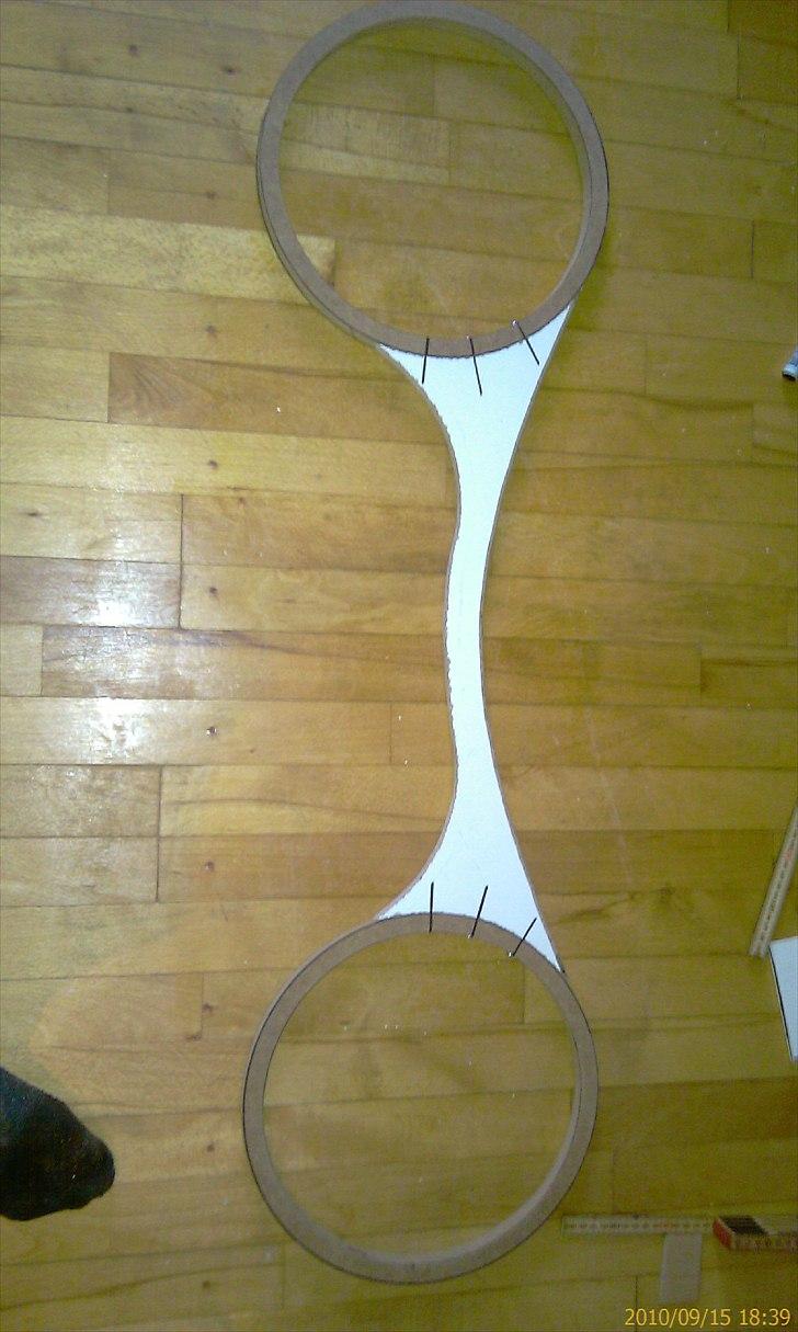 12 tommer glasfiber kasse. ICE - Var nødvendigt med den tværstiver for og få kassen stor nok billede 7