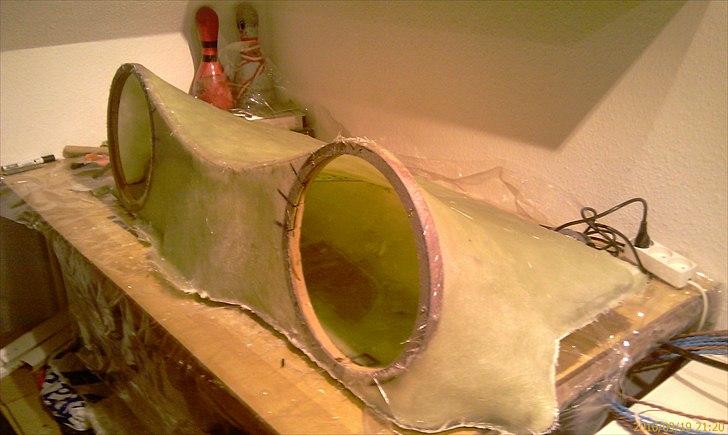 12 tommer glasfiber kasse. ICE billede 15