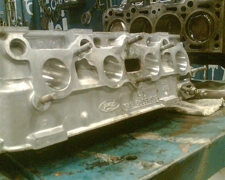 Mit Ford Escort Cabrio projekt! - Motoren renoveres!

Topstykke portet! billede 11