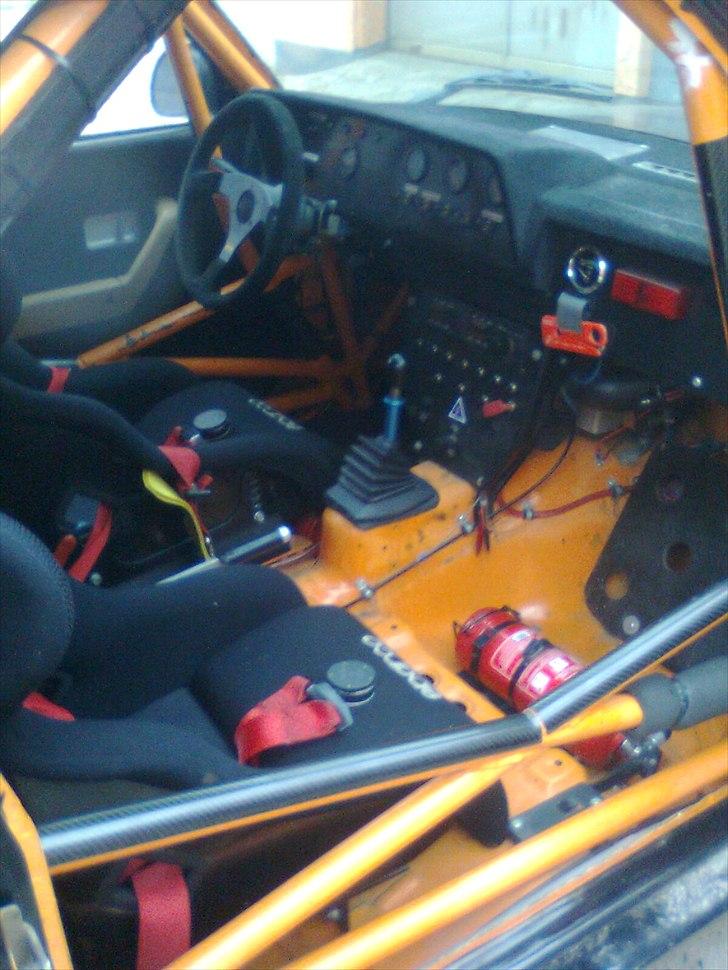 Volvo 242 rallybil år 1980 billede 9