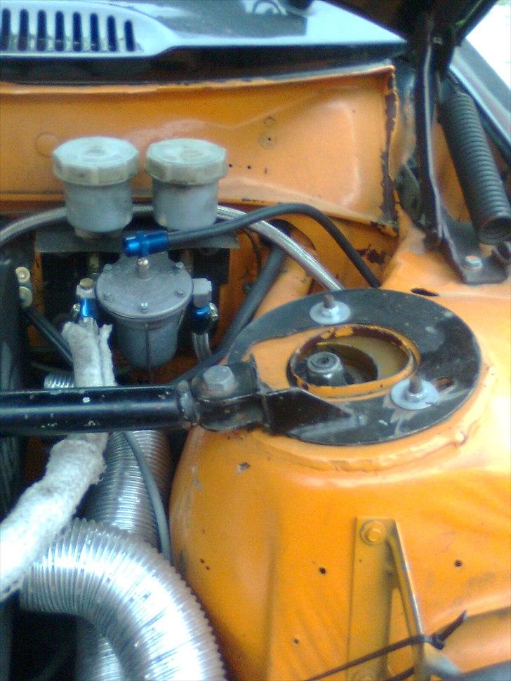 Volvo 242 rallybil år 1980 billede 15