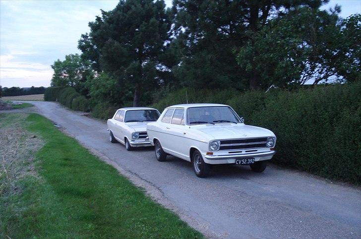 Opel Kadett B Holiday - Kom til at købe 2  hvide Kadetter, den anden er til salg. billede 35