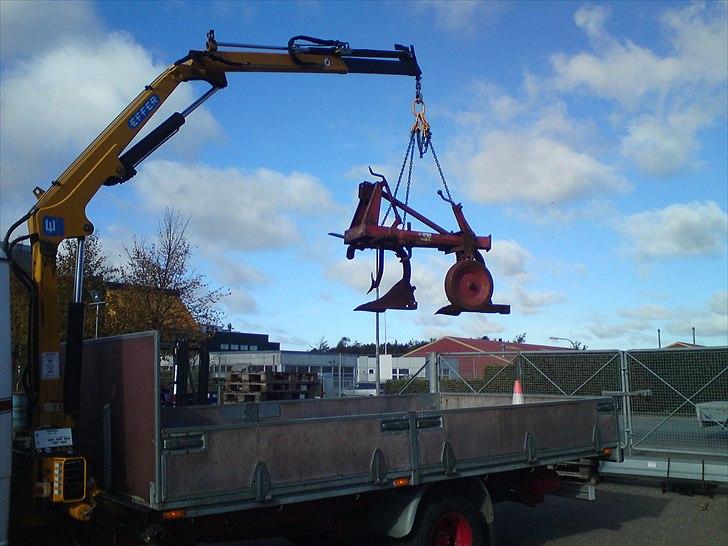 Diverse Hos HP Herrestrup - Lidt sjov med en 2,5 t/m kran :) billede 2