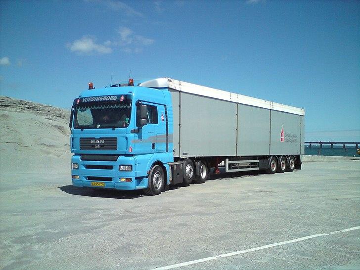 Larsen flyvers  - Overhovedet Vordingborg billede 3