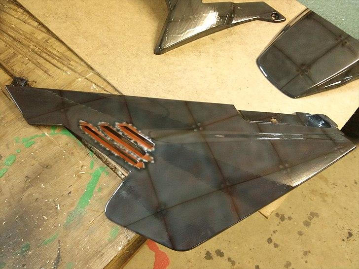 Mit første airbrush - Bagerste sideskærm til gilera rcr billede 13