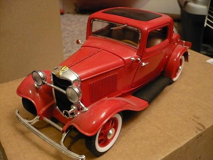 Mine modelbiler 1:18 - Ford 3 window billede 138