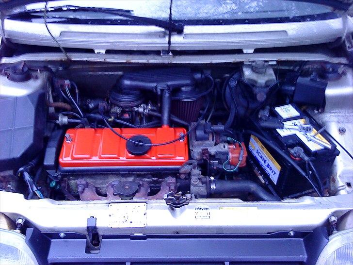 Citroen AX tilbage i ratte kurs - Så er toppen og grillen monteret...nice billede 3