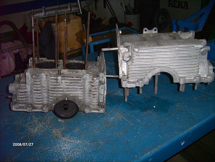 VW Karmann Ghia Cabrio projekt - Glasblæst, før og efter. Gør det aldrig mere, total umuligt at få alt glas væk igen. billede 6