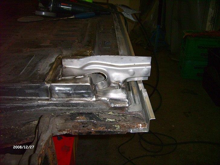 VW Karmann Ghia Cabrio projekt - Færdig donkraft ophæng billede 24