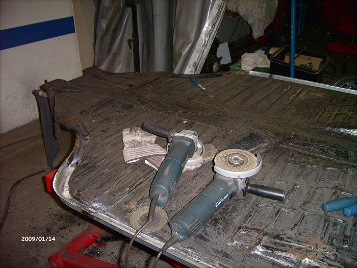 VW Karmann Ghia Cabrio projekt - Runding i kanten lidt "sjov" at lave billede 27