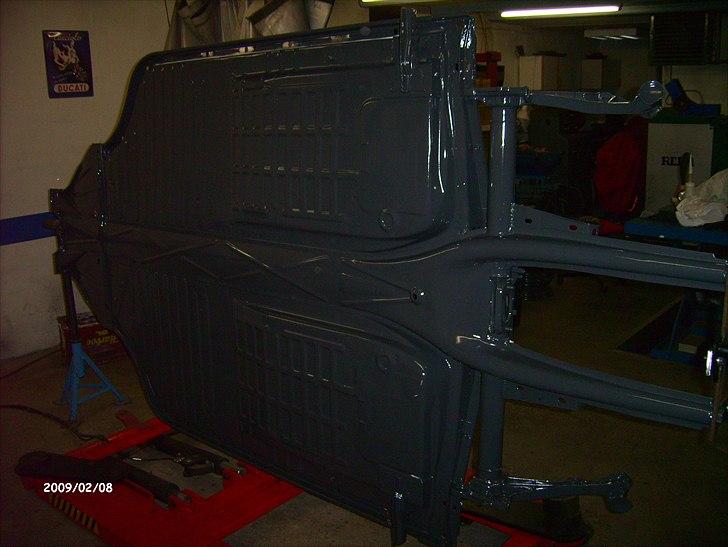 VW Karmann Ghia Cabrio projekt - Sandblæst, metalliseret, epoxygrundet og fuget billede 31