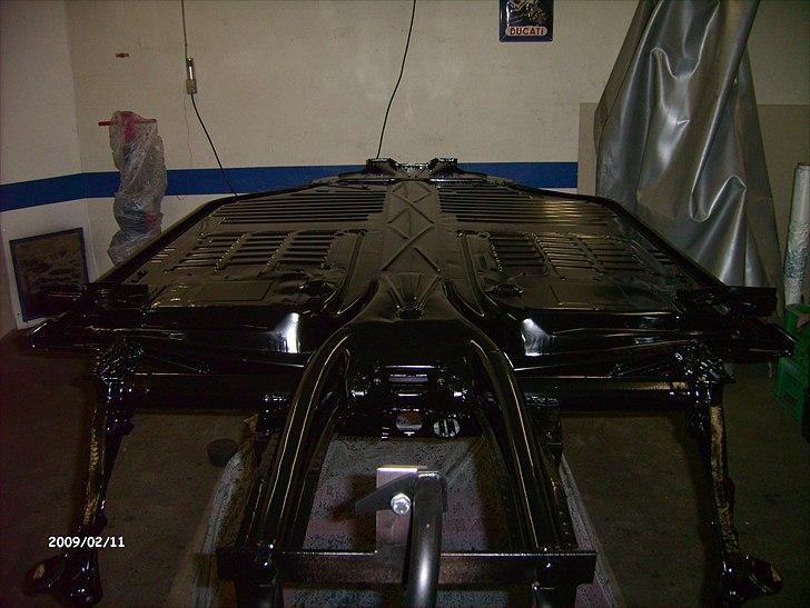 VW Karmann Ghia Cabrio projekt - Lakeret med sort silkemat autolak billede 33