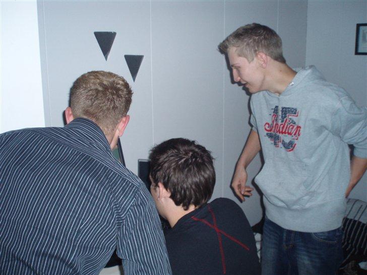 Svendeprøve fest - Så kom pølle og fandt nogle spændende billeder... =) billede 5