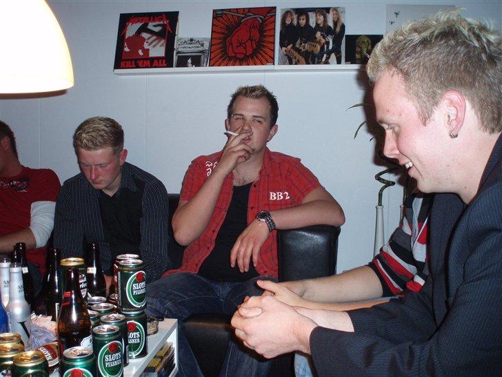 Svendeprøve fest - Og bordet fyldes... billede 13