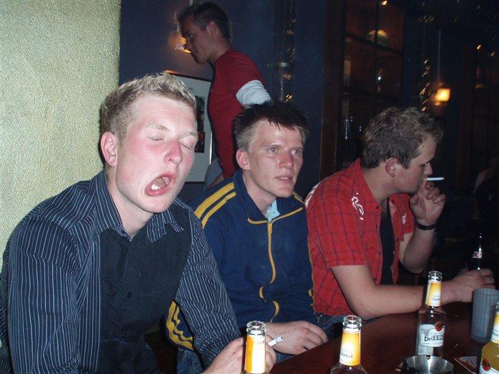 Svendeprøve fest - Der fik Jonas også problemer med kæben, det må være en epidemi billede 75