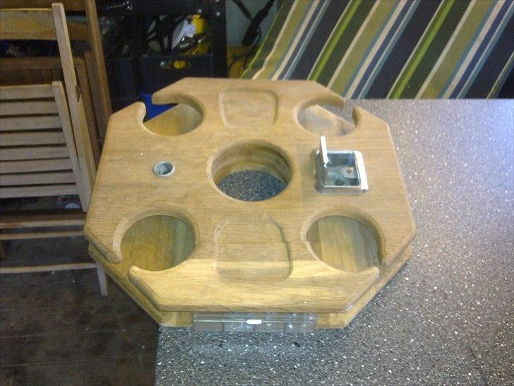 Hjemmelavet bord til van billede 1