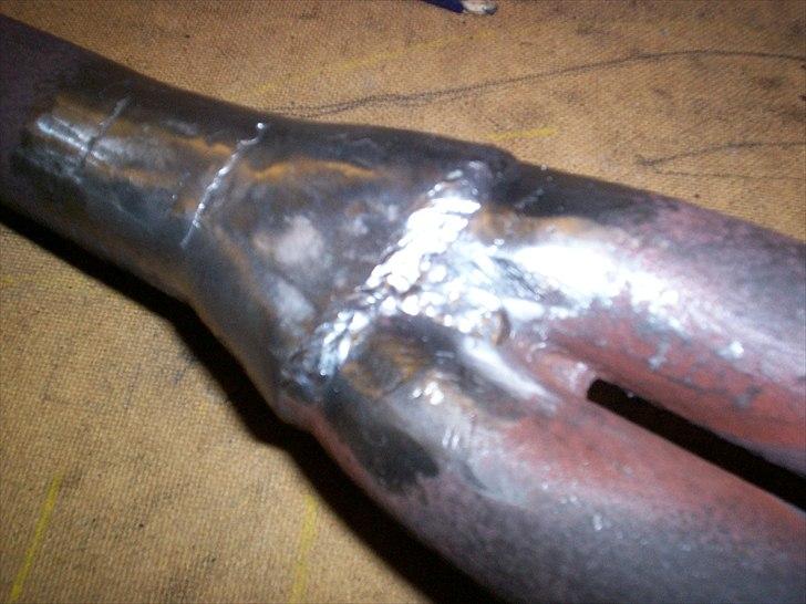 Opel CIH Projekt - Blev ganske godt. Der var før kun et hul på 1,5 cm i dia fra en cylinder ! Tror fanden man ikke har fået mange heste ud af det før. billede 52