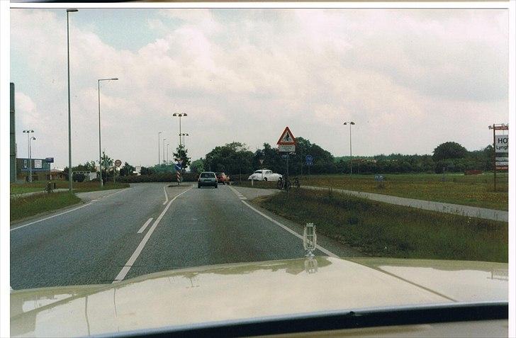 1976 Mercury Grand Marquis - RR i sigte ud over hjelmen. billede 9