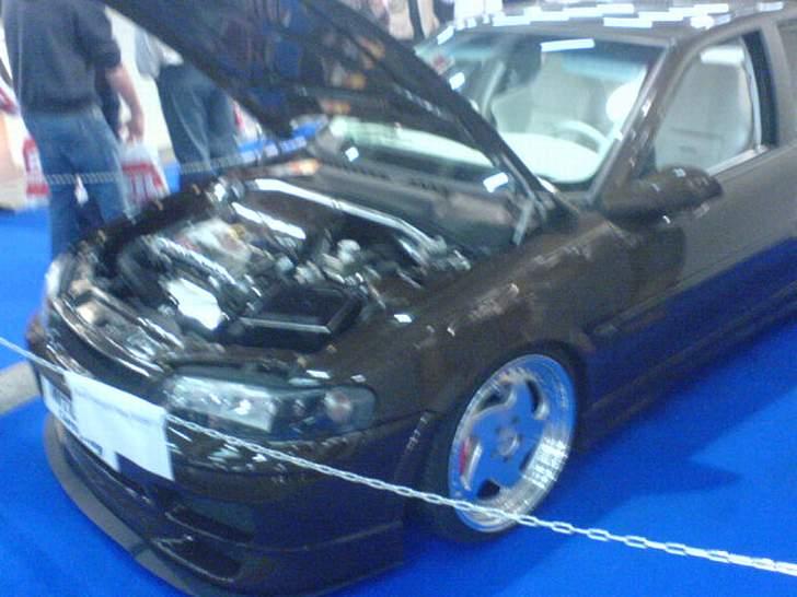 Herning Bilmesse 2005 - Den er fed. ''Lorten'', eller hva den nu blir kaldt, hehe.. Ville nu nok kalde den lidt noget andet.. billede 66