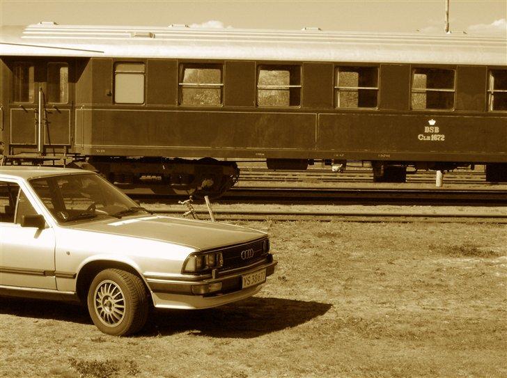 Audi 200 Turbo Type 43 billede 1