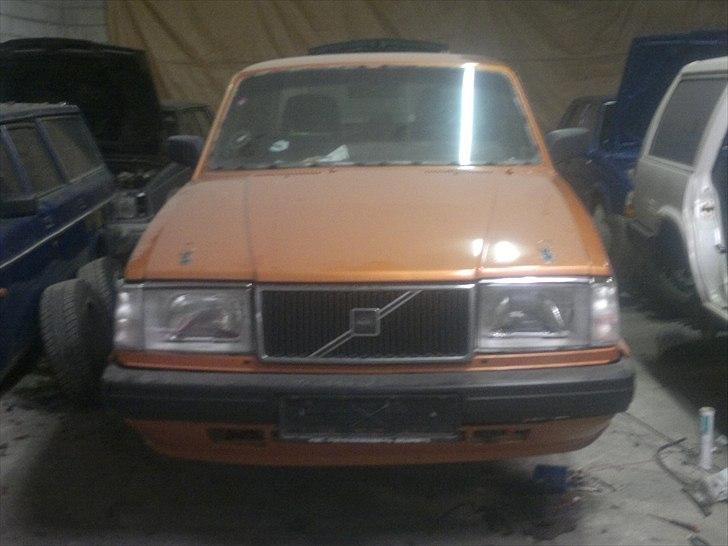 Ombygning af volvo 240 - Så kom de nye lygter og blinklys på bilen. billede 53