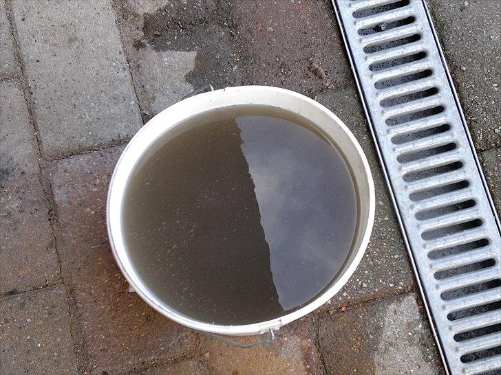 Hoved rengøring af bil - Spand nr. 5 Under rengøring billede 14