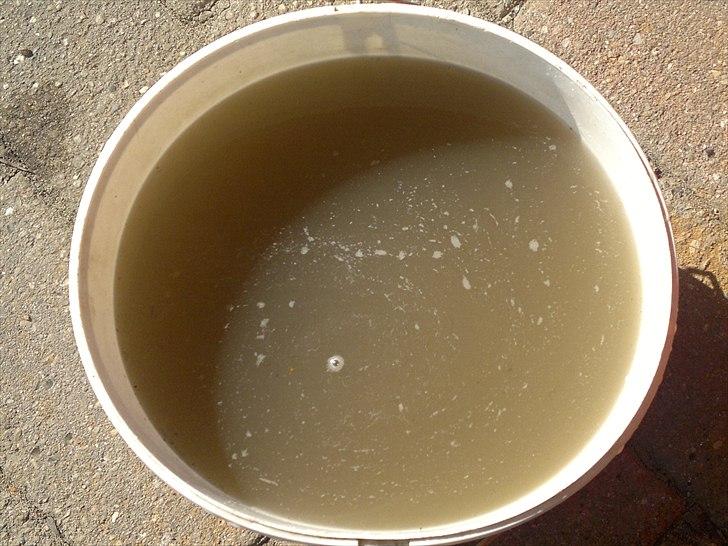 Hoved rengøring af bil - Spand nr. 2 Under rengøring billede 17