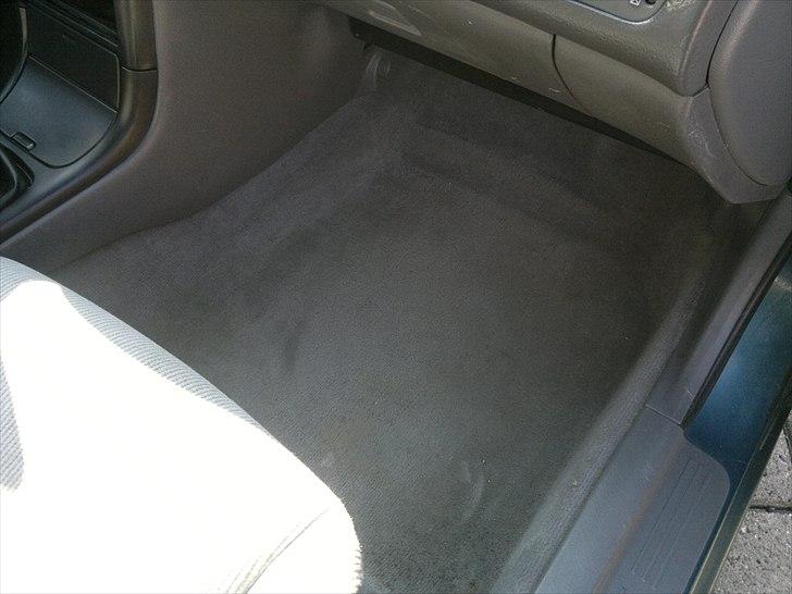 Hoved rengøring af bil - Det færdige Resultat Passagerside Foran billede 24