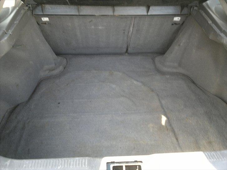 Hoved rengøring af bil - Det færdige Resultat Bagagerum billede 28