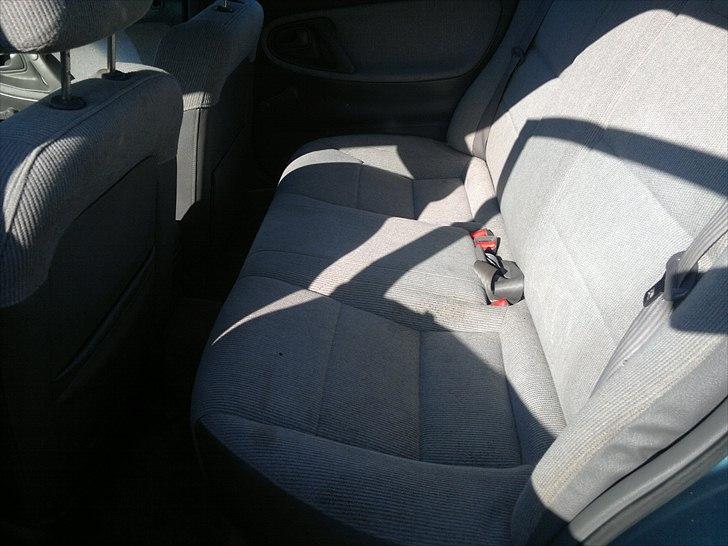 Hoved rengøring af bil - Det færdige Resultat Bagsæde
 billede 29