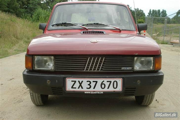 Min gamle Fiat 127 Panorama billede 2