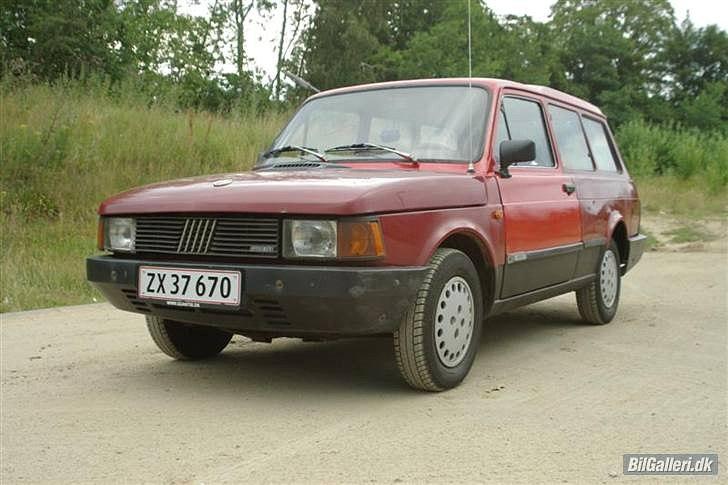 Min gamle Fiat 127 Panorama billede 4