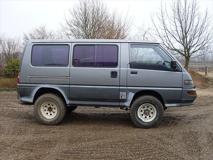 Mitsubishi L300 Cosmos 4x4 billede 4