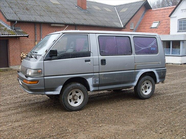 Mitsubishi L300 Cosmos 4x4 billede 10