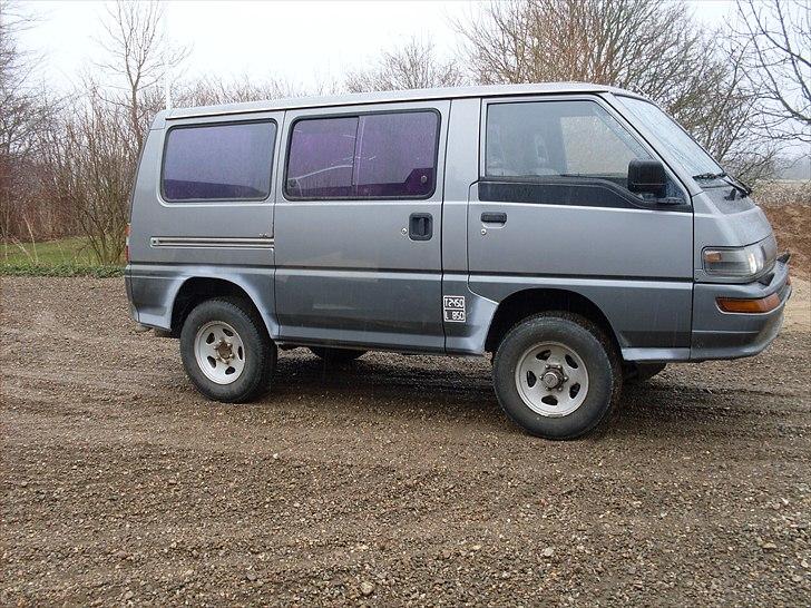 Mitsubishi L300 Cosmos 4x4 billede 13