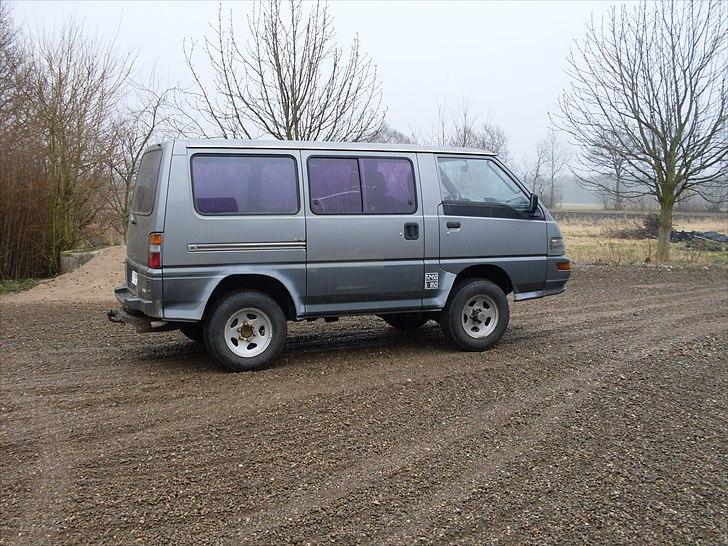 Mitsubishi L300 Cosmos 4x4 billede 14