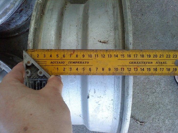 Fiat fælge m. bred kant billede 2