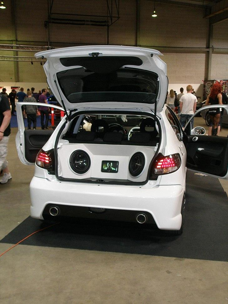 Fast and furious carshow 2011 med min peugeot 206 billede 9