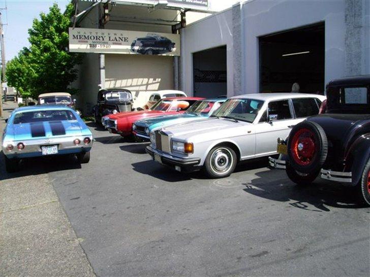 Lidt billeder fra en bilautists USA rejser! - Memory Lane Classic Cars i Portland, Oregon...... Der var jeg også sidste år, men det var åbentbart ikke nok ;-)

www.memorylaneclassiccars.com billede 61