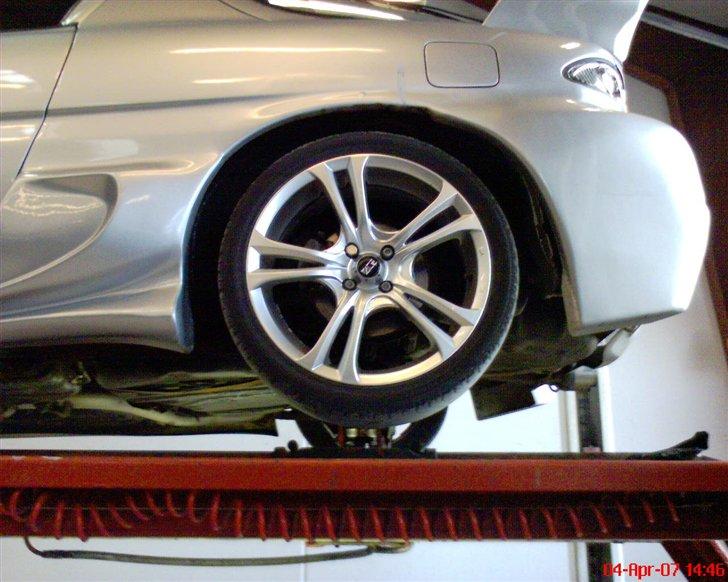 Et par sjove billeder fra min kollektion… - Skulle skifte to bagdæk, som var FULDSTÆNDIG slidt op ikke en gang 0,1 men -0,0 mm billede 12