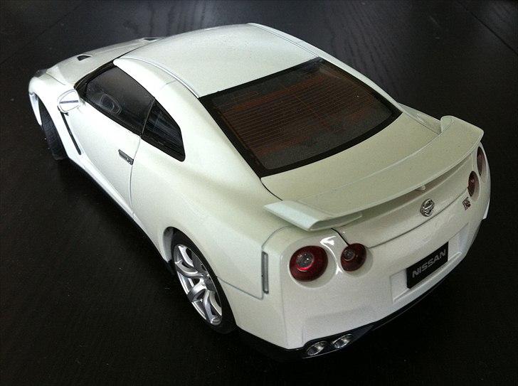 1:18 Modelbiler - 1:18 AUTOart Nissan GT-R ( R35 ) billede 2