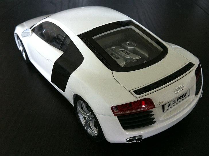 1:18 Modelbiler - 1:18 Kyosho Audi R8 billede 6